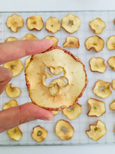 Load image into Gallery viewer, Organic Dried Apple Slices
